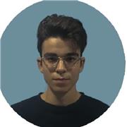 Profesor de Matemáticas que imparte clases a estudiantes de primaria, secundaria o bachiller